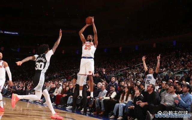 42分18板4帽6三分！文班亚马年终首秀惊艳 NBA过去门面便是他 圣诞大战历史级发挥