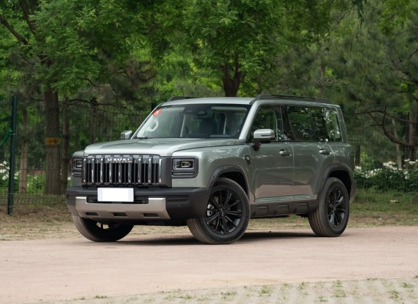 九游体育app(中国)官方网站最小离地裂缝223毫米（空载）/185毫米（满载）-九游体育 手机娱乐最全平台 登录入口